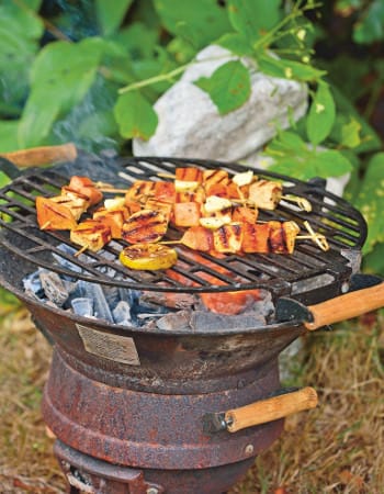 melonen halloumi Spieße auf dem Grill.